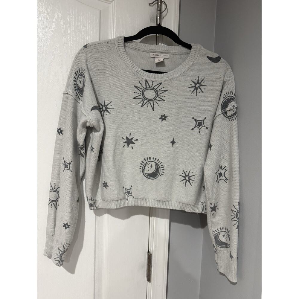 Sincerely Jules Gray Celestial Moon & Stars Cropped Boxy Sweater Size M